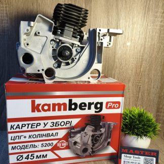 Двигун у зборі китайська бензопила 52см³